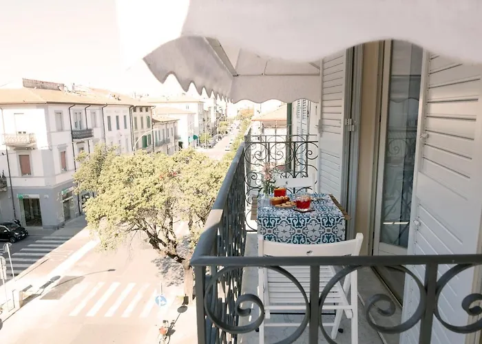 60mt Dal Mare Viareggio